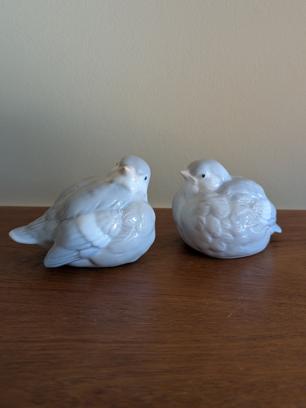 Otagiri Birds Figurine Set - Decorative Bird Statues for Home